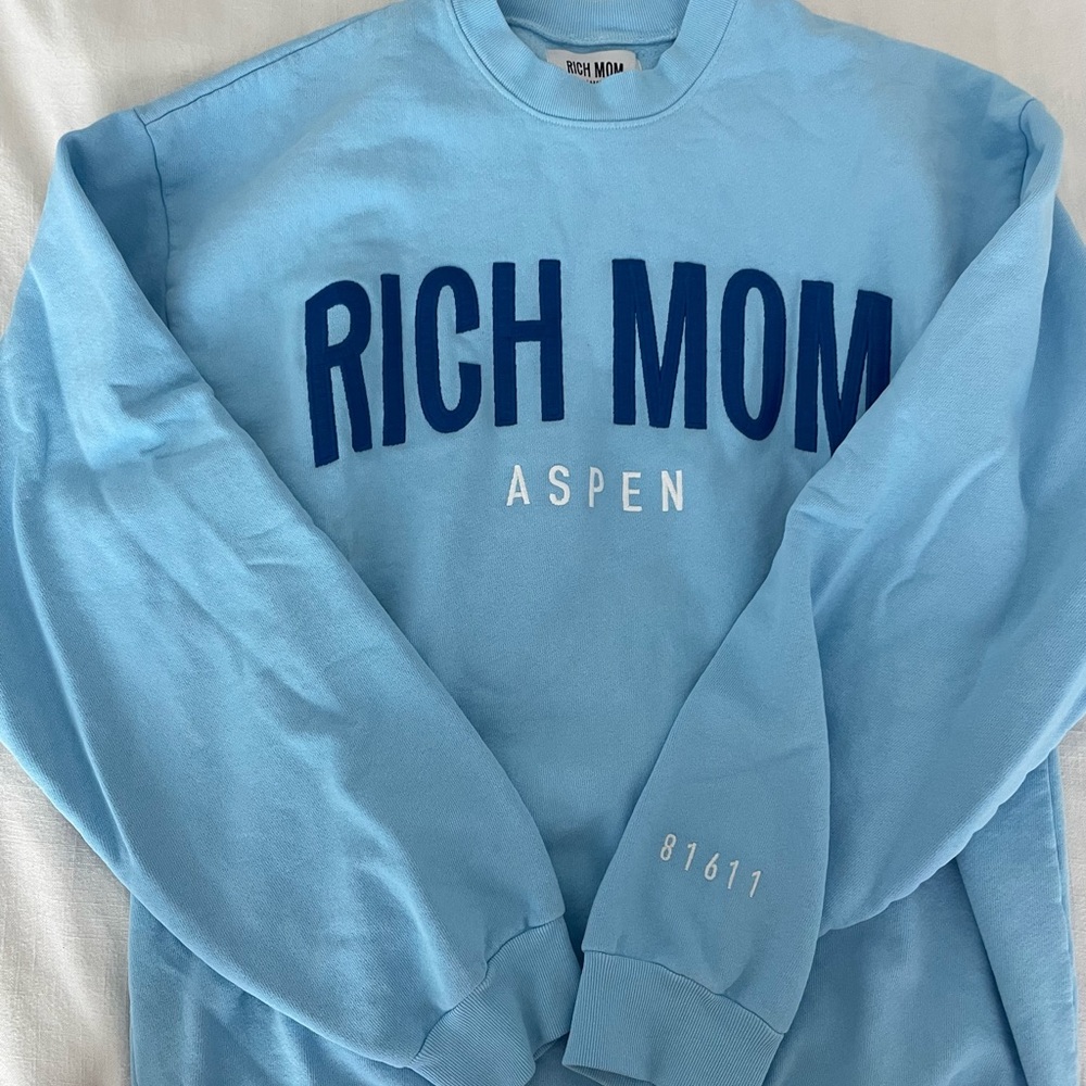 Tinx Rich Mom Aspen Merch!!!